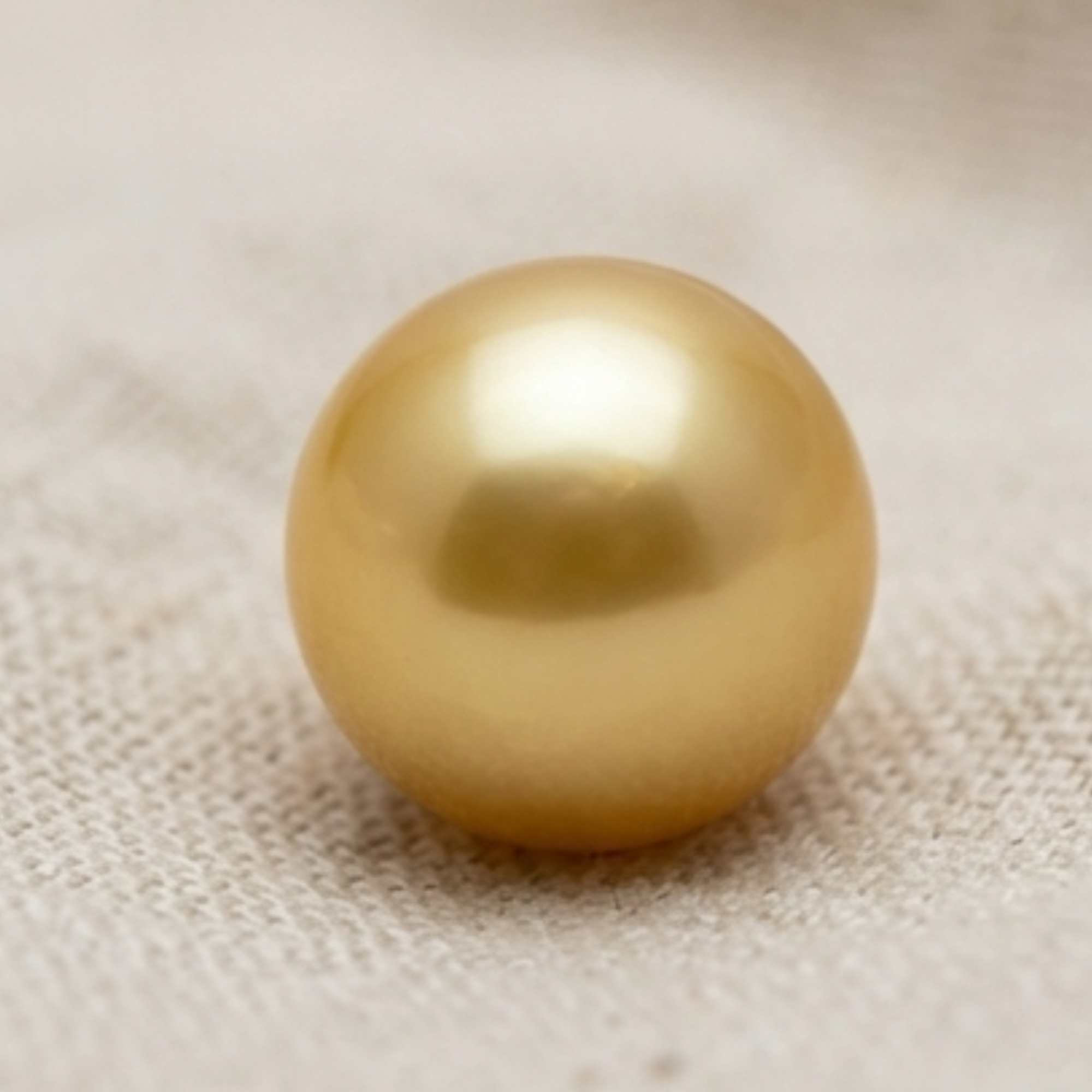 Golden Moti South Sea Pearl 8 Ratti Natural Gemstone with Certificate - Image 4