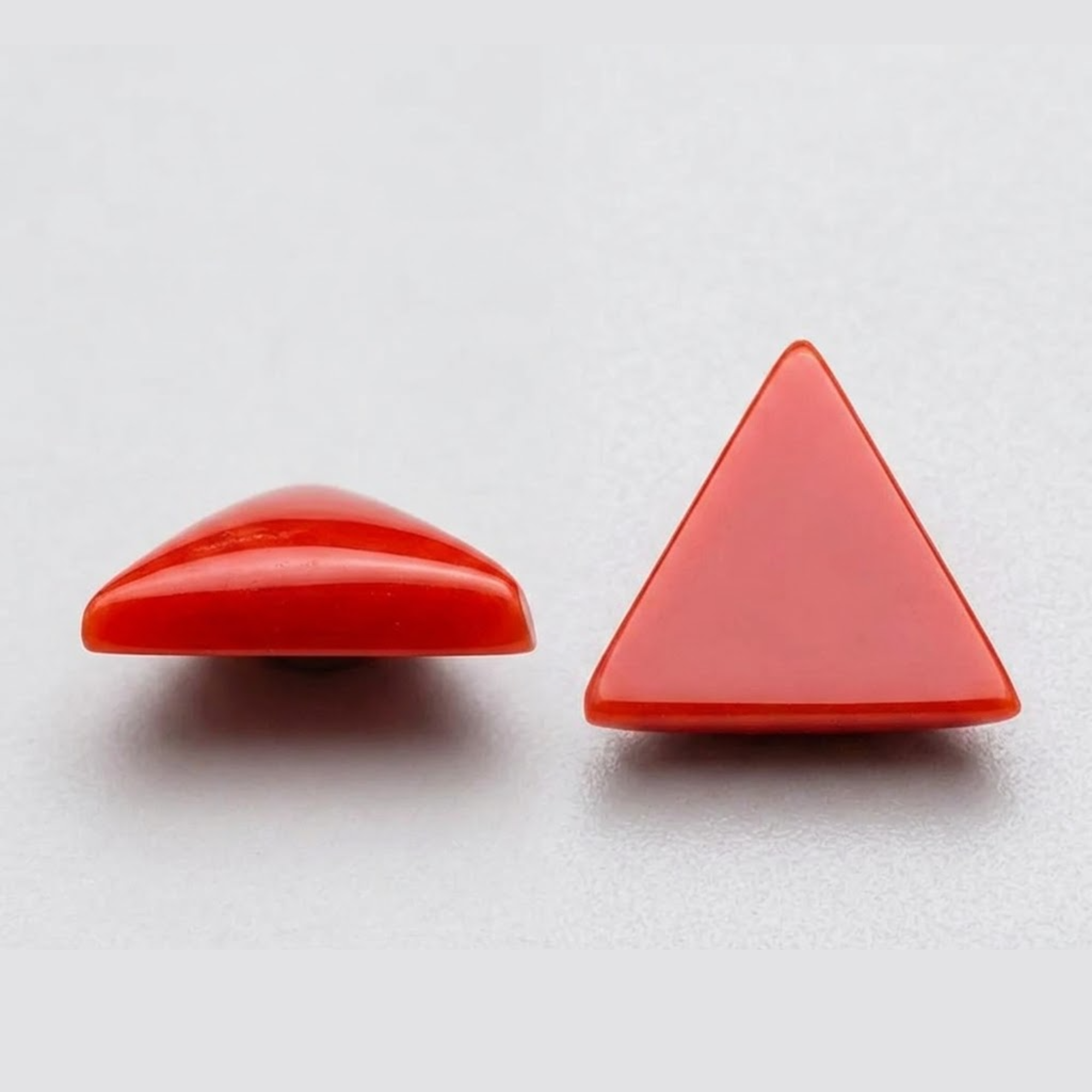 Natural Triangle Red Coral (Moonga) 9 Ratti Gemstone - Image 3